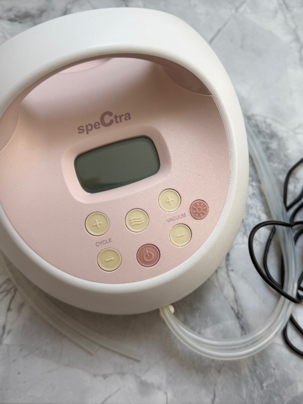 Spectra S2 breast pump with charger and tubing